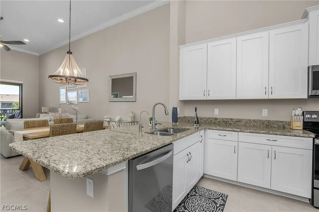 9366 Pocida Court Naples FL 34119