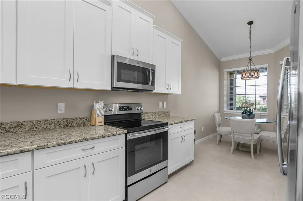 9366 Pocida Court Naples FL 34119