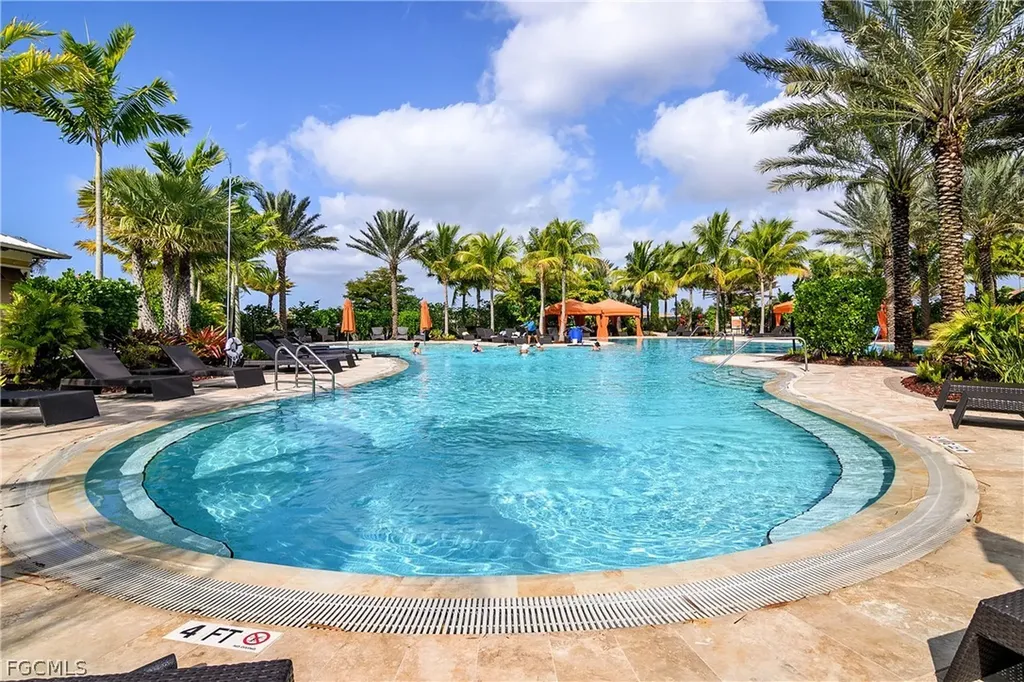 9366 Pocida Court Naples FL 34119