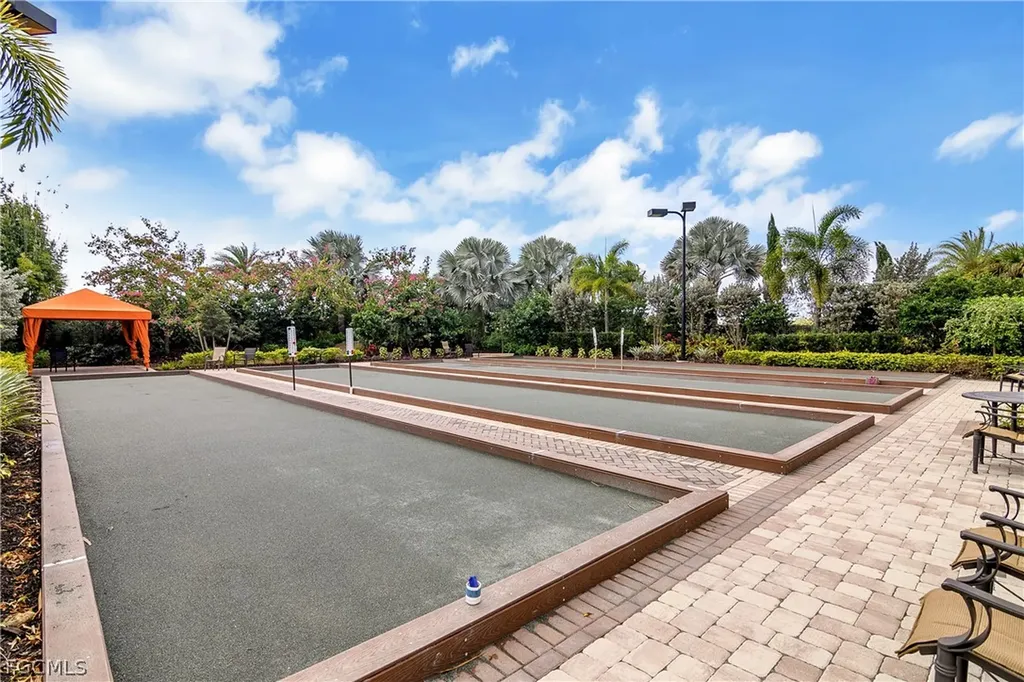 9366 Pocida Court Naples FL 34119