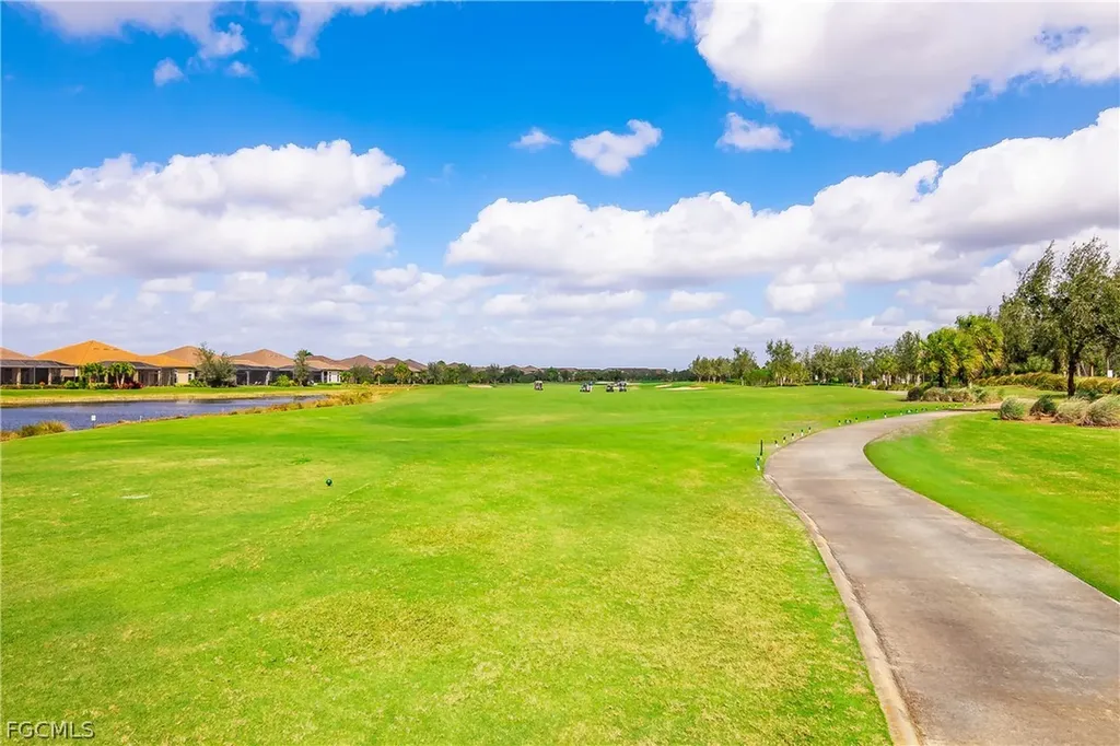 9366 Pocida Court Naples FL 34119