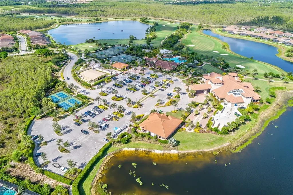 9366 Pocida Court Naples FL 34119