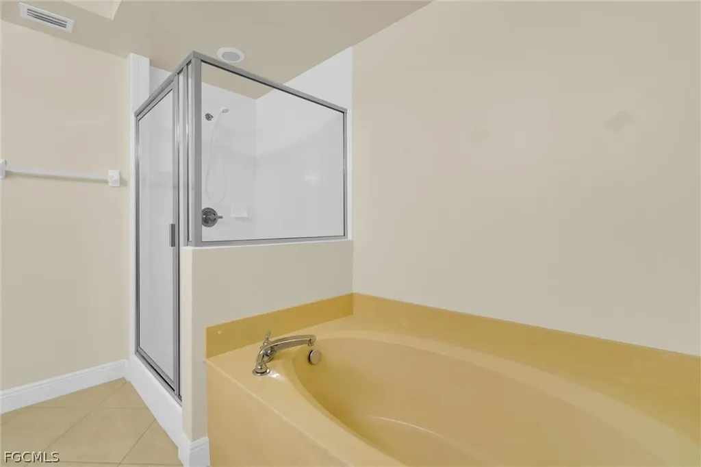 2745 1st Street Fort Myers FL 33916