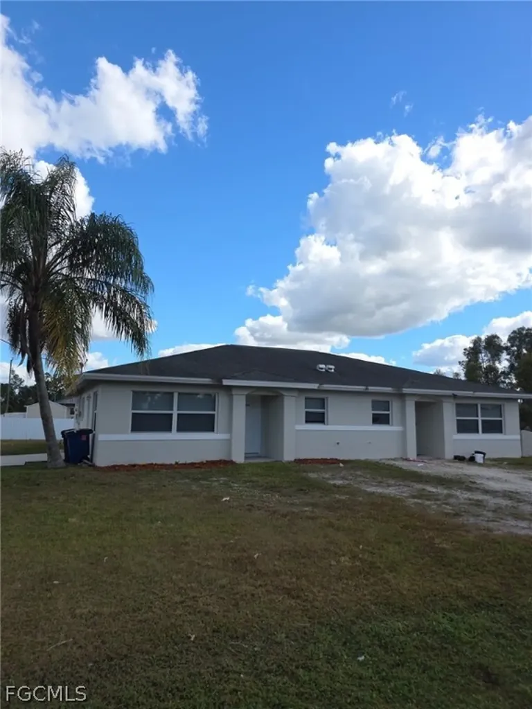 1247 Bacon Avenue Fort Myers FL 33913