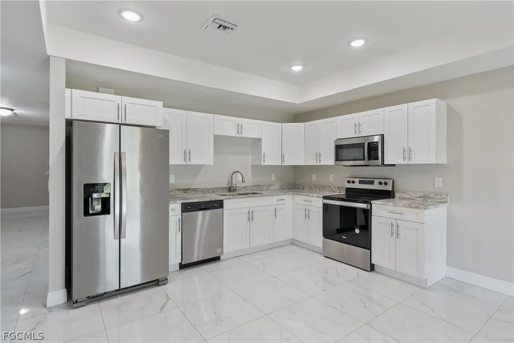 305-307 Hightower Avenue S Lehigh Acres FL 33973