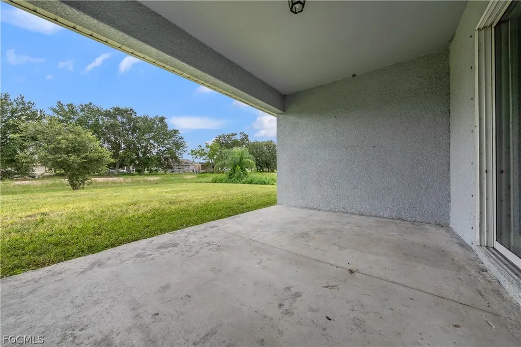 305-307 Hightower Avenue S Lehigh Acres FL 33973