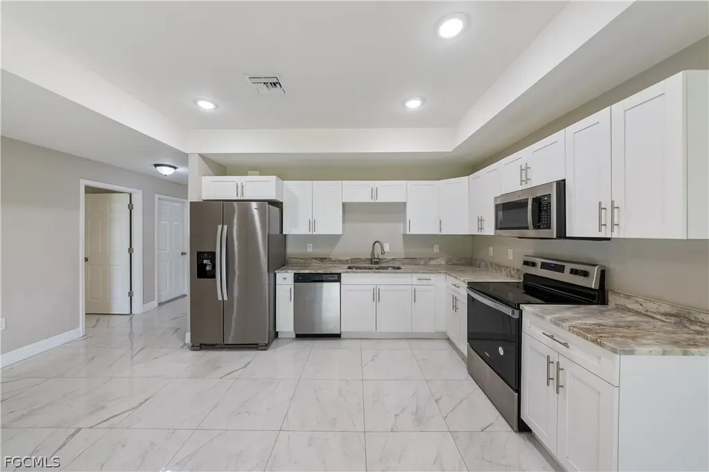 305-307 Hightower Avenue S Lehigh Acres FL 33973