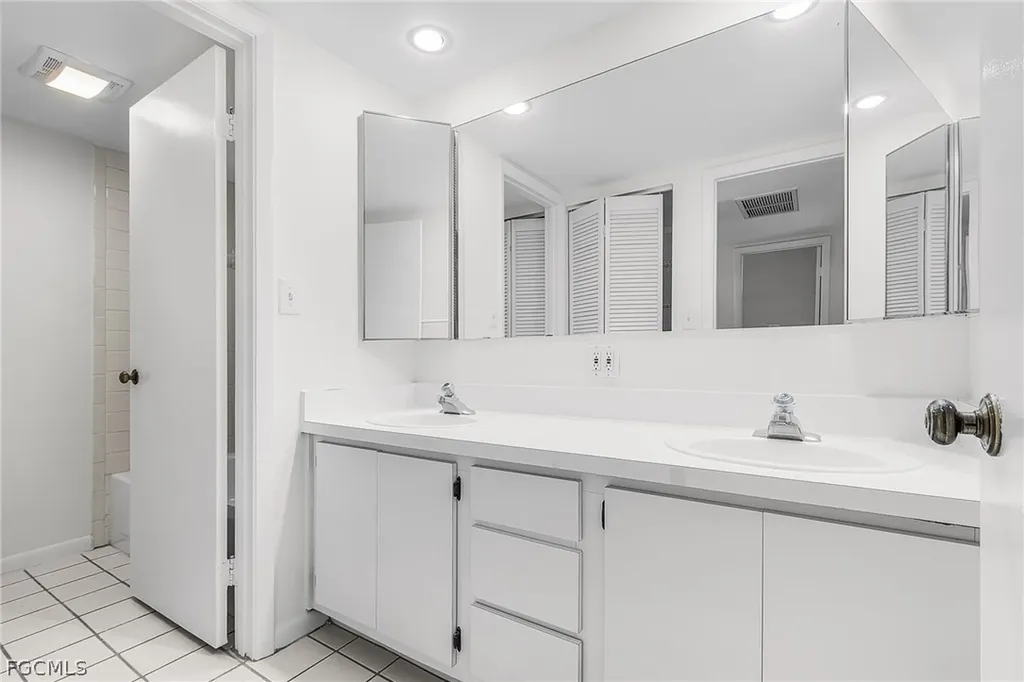 5590 Woodrose Court Fort Myers FL 33907