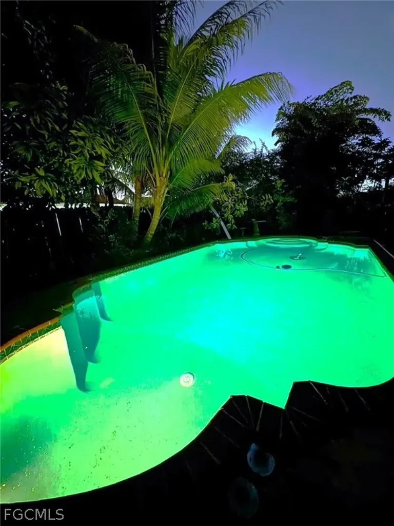 28640 SW 142nd Avenue Homestead FL 33033