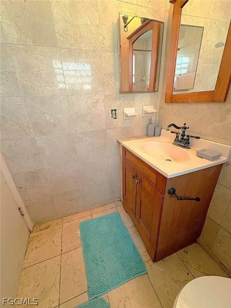 28640 SW 142nd Avenue Homestead FL 33033