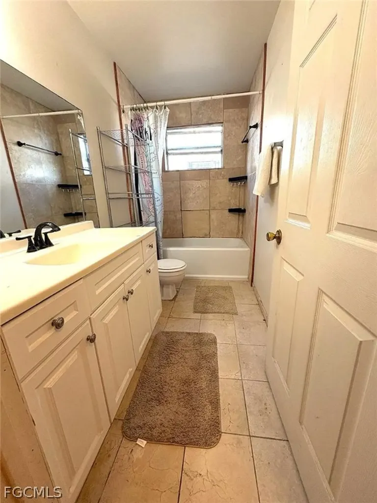 28640 SW 142nd Avenue Homestead FL 33033