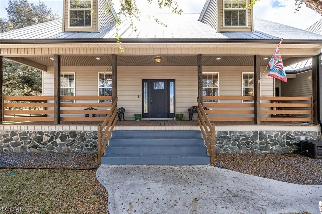 22800 N River Road Alva FL 33920