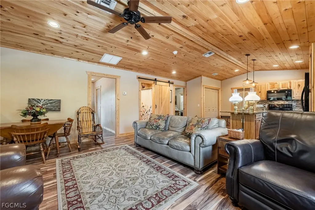 22800 N River Road Alva FL 33920