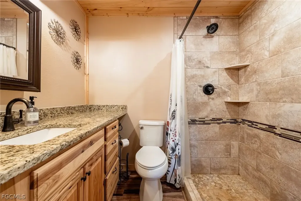 22800 N River Road Alva FL 33920