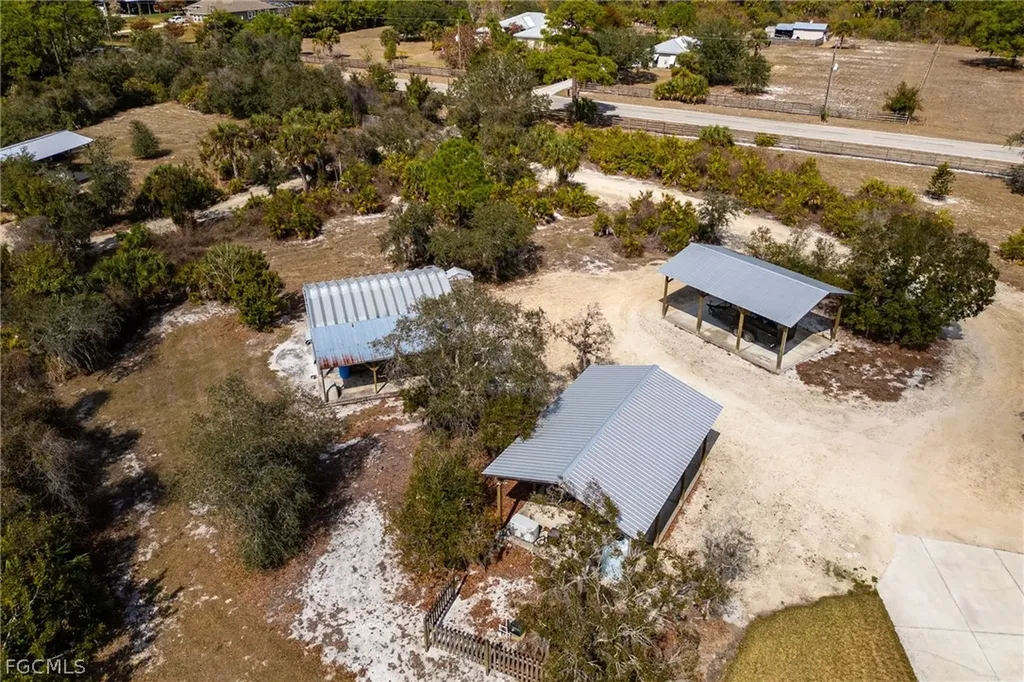 22800 N River Road Alva FL 33920