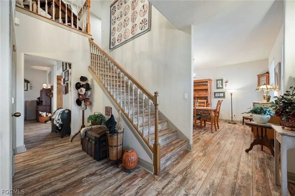 22800 N River Road Alva FL 33920