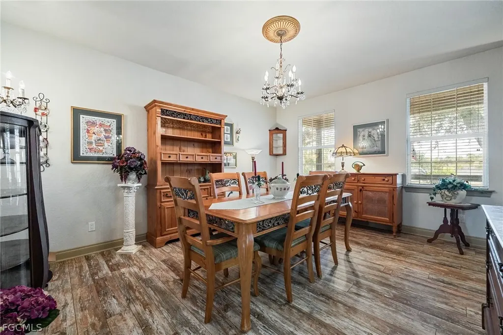 22800 N River Road Alva FL 33920