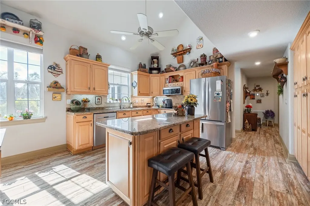 22800 N River Road Alva FL 33920