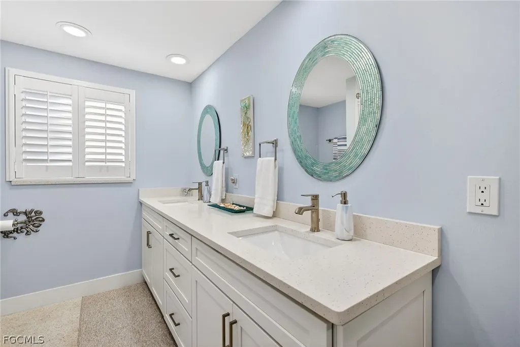 1972 Roseate Lane Sanibel FL 33957
