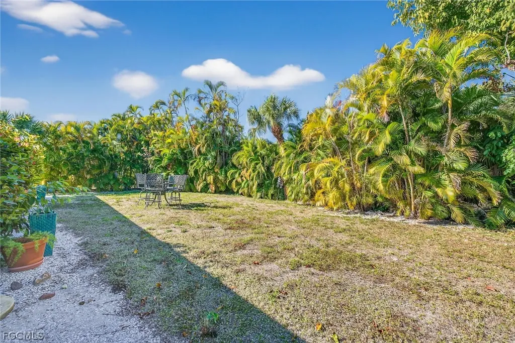 1972 Roseate Lane Sanibel FL 33957