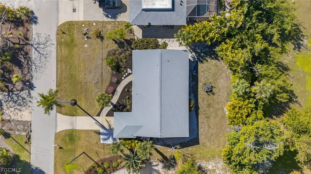 1972 Roseate Lane Sanibel FL 33957