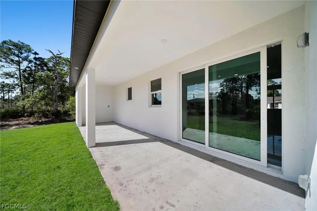 2903 49th Street W Lehigh Acres FL 33971