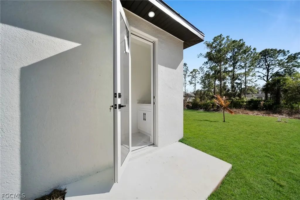 2903 49th Street W Lehigh Acres FL 33971