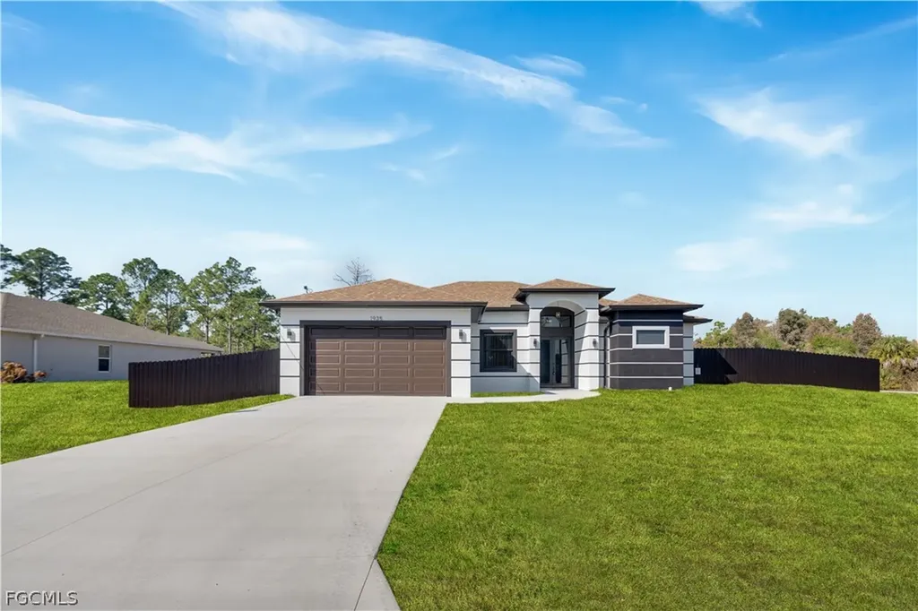 1935 Holyoke Avenue Lehigh Acres FL 33972