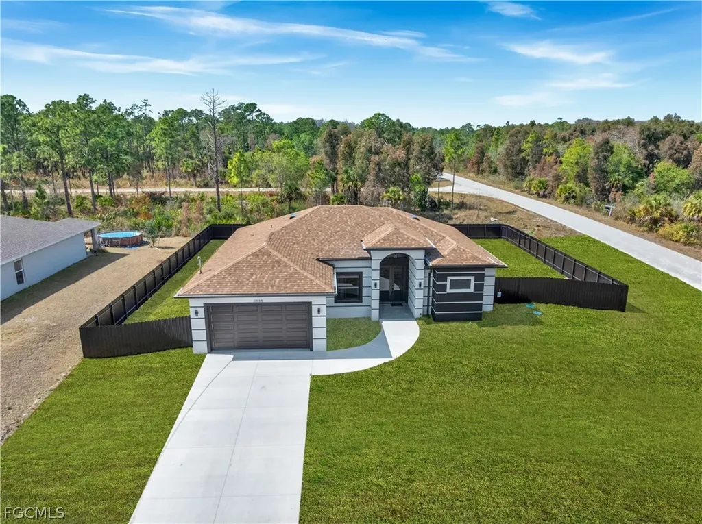 1935 Holyoke Avenue Lehigh Acres FL 33972