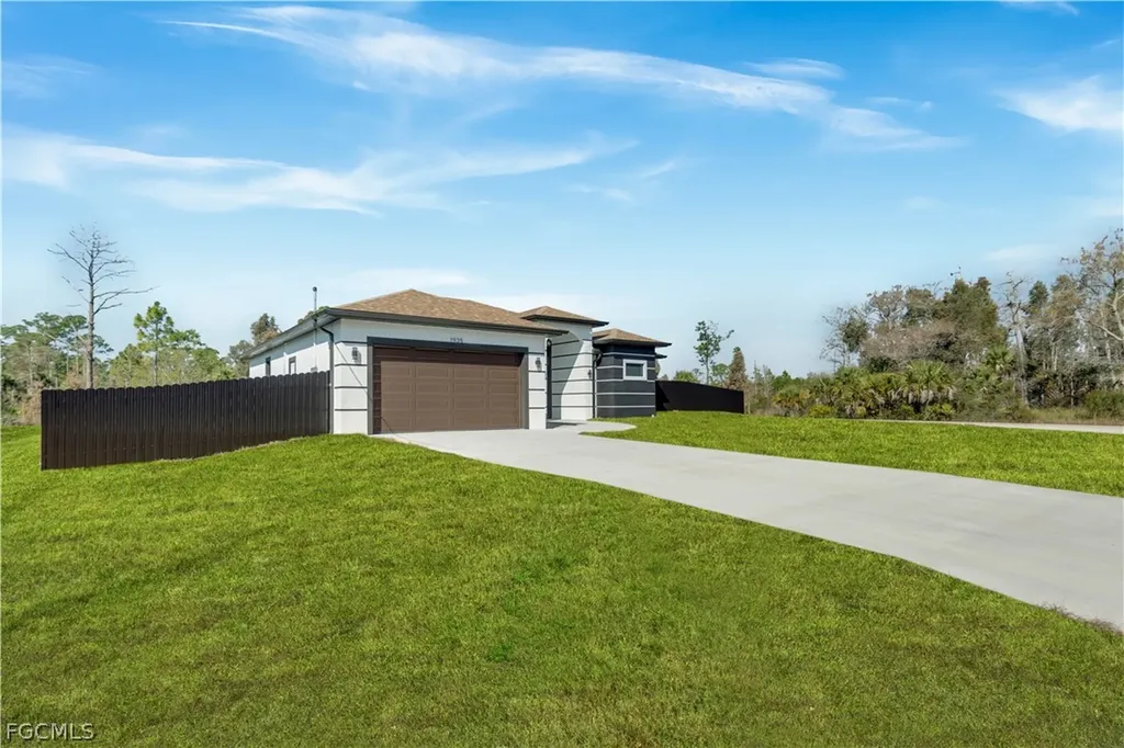1935 Holyoke Avenue Lehigh Acres FL 33972