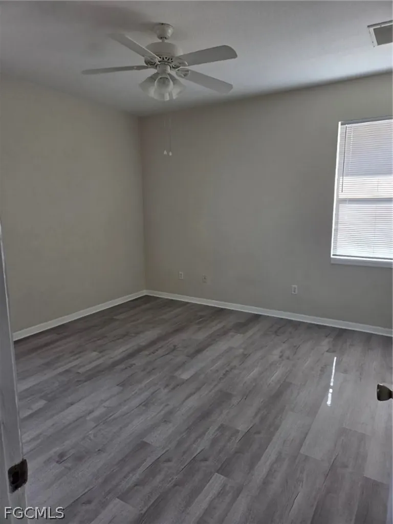 2619 NW 2nd Place Cape Coral FL 33993
