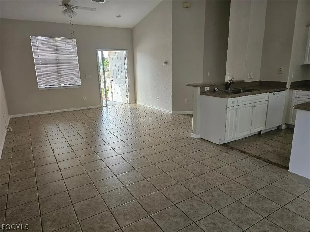 2619 NW 2nd Place Cape Coral FL 33993