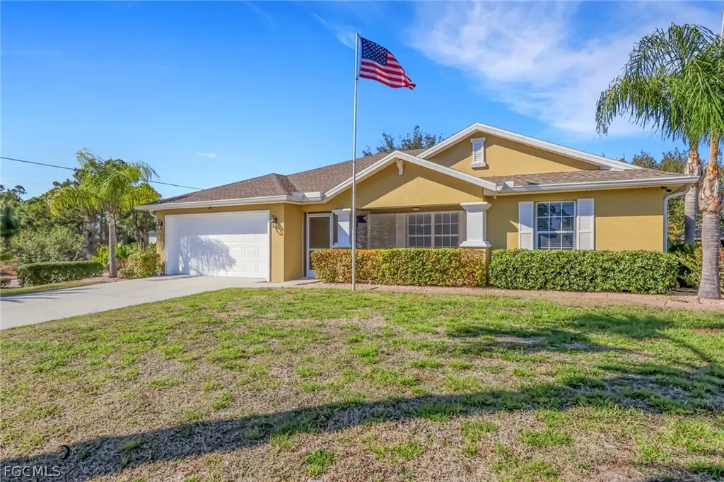 1105 Milwaukee Boulevard Lehigh Acres FL 33974