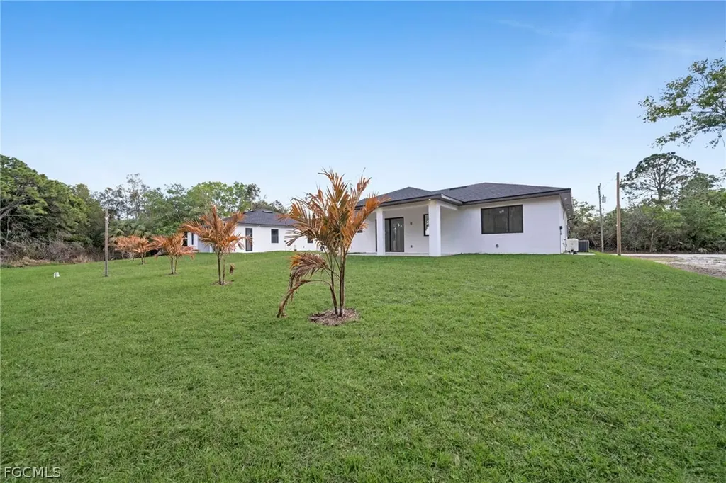 3604 58th Street W Lehigh Acres FL 33971
