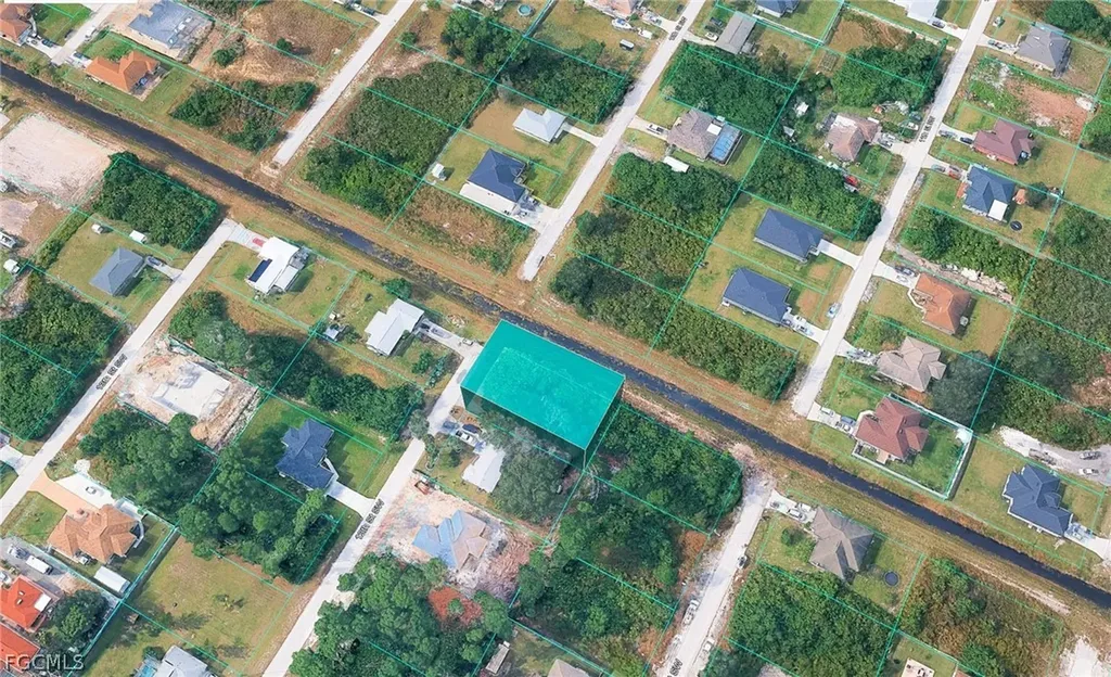 2718 12th Street SW Lehigh Acres FL 33976