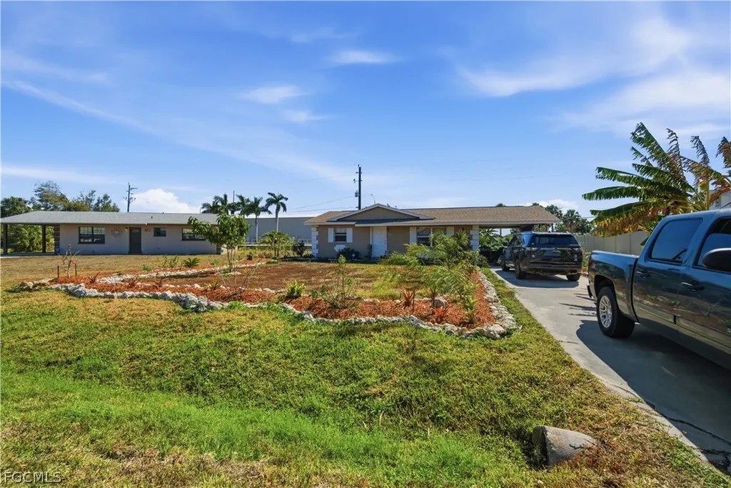 3807 Highland Avenue Fort Myers FL 33916