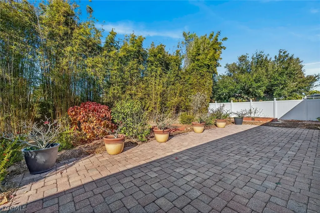 9580 Gladiolus Preserve Circle Fort Myers FL 33908