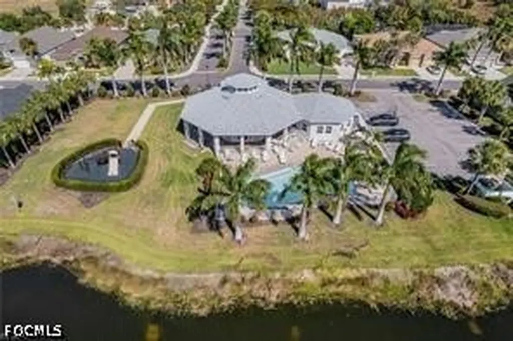 9580 Gladiolus Preserve Circle Fort Myers FL 33908