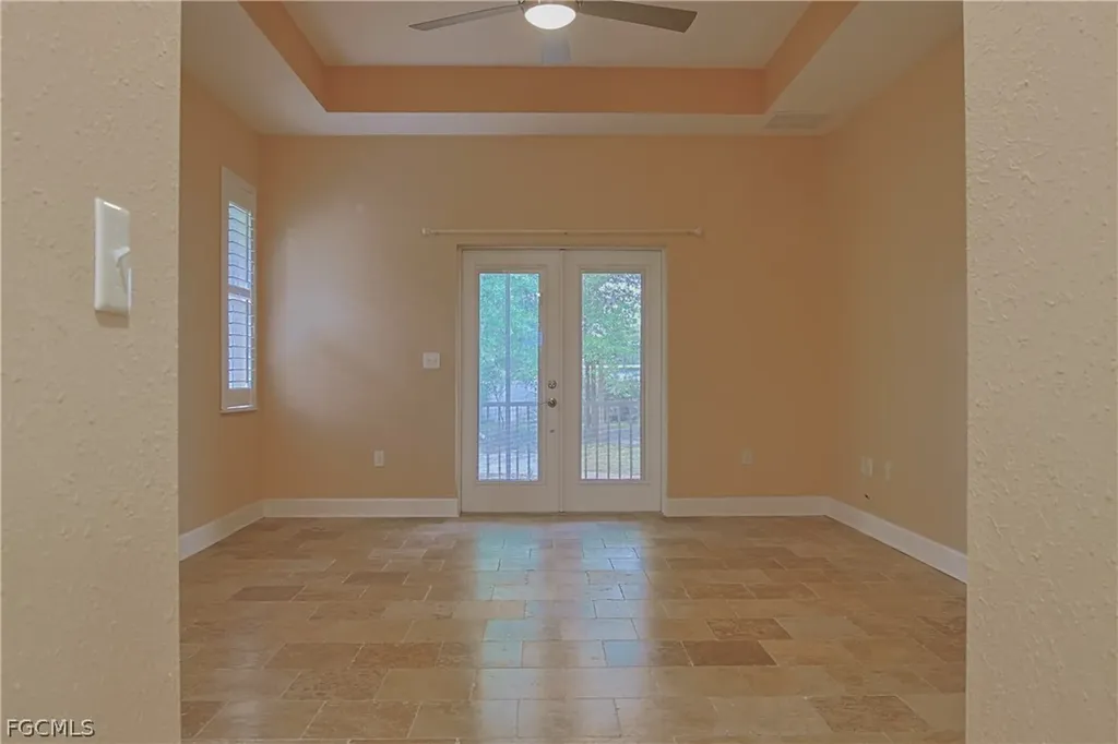 21531 Pearl Street Alva FL 33920