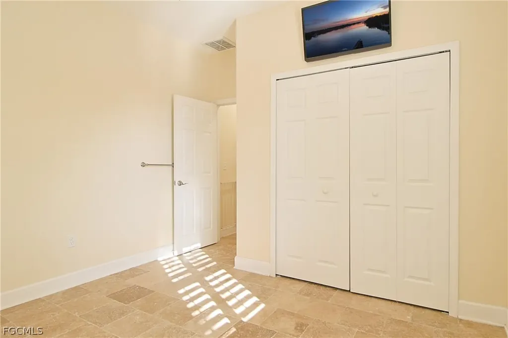 21531 Pearl Street Alva FL 33920