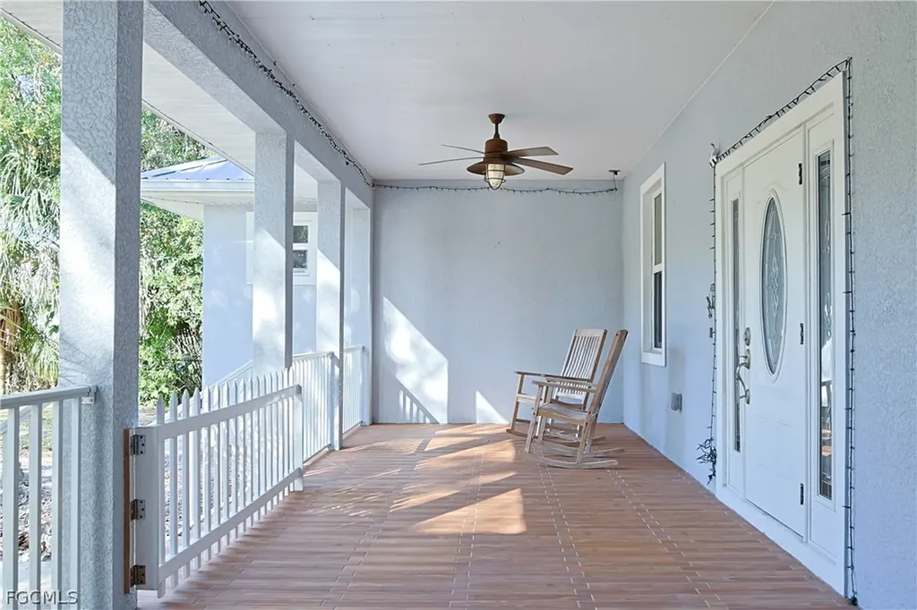 21531 Pearl Street Alva FL 33920