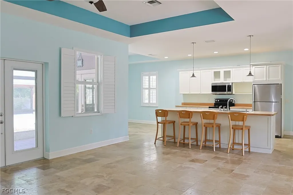 21531 Pearl Street Alva FL 33920