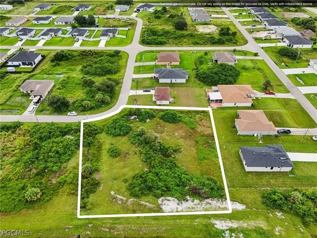 372 Pinafore Avenue Lehigh Acres FL 33974