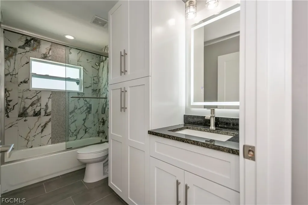 6073 Kumquat Circle Labelle FL 33935