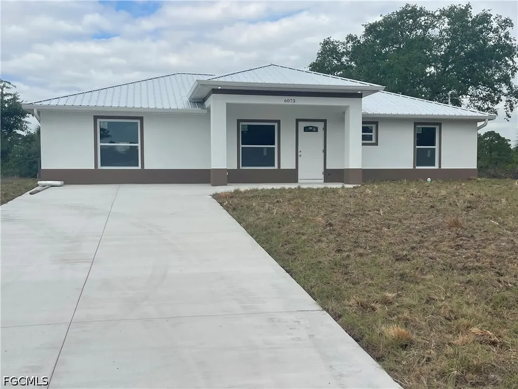 6073 Kumquat Circle Labelle FL 33935