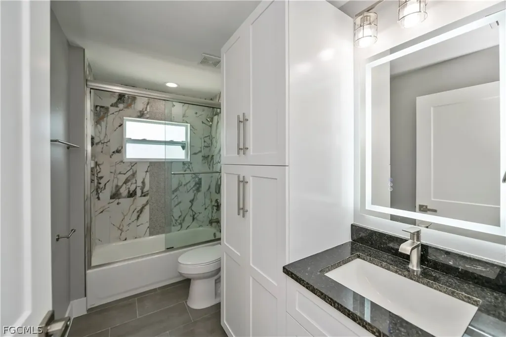 6073 Kumquat Circle Labelle FL 33935