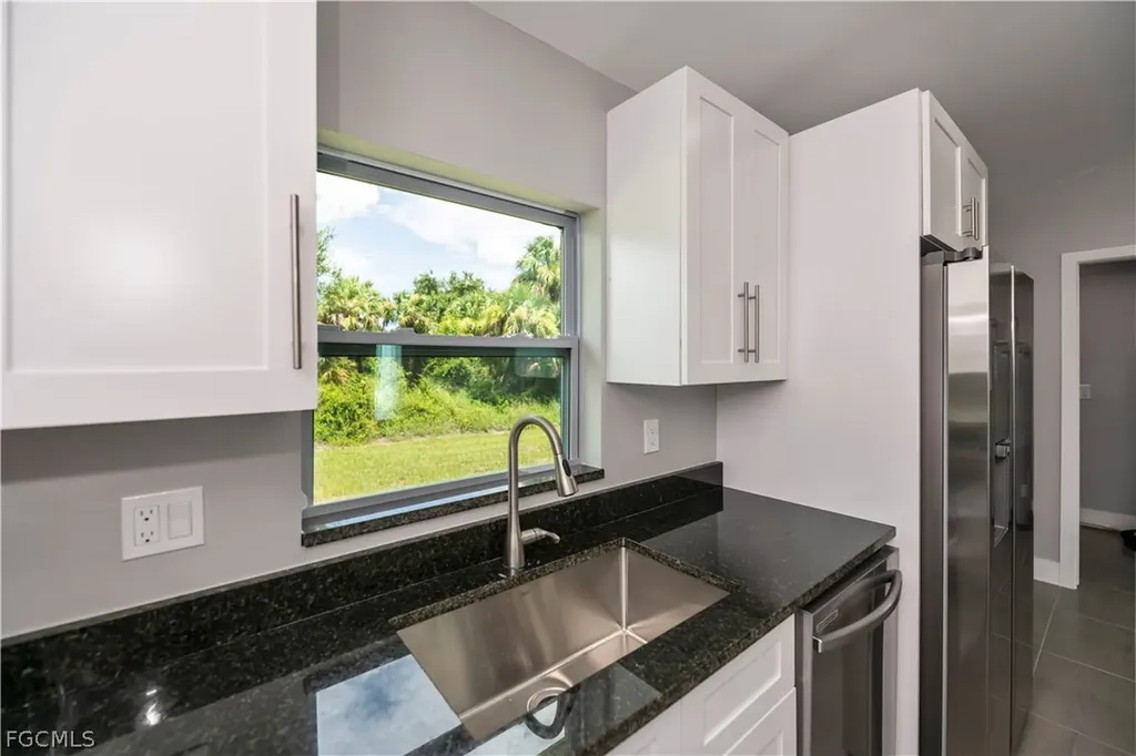6073 Kumquat Circle Labelle FL 33935