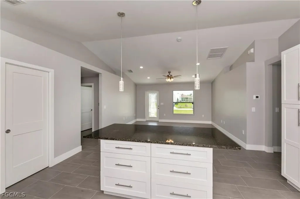 6073 Kumquat Circle Labelle FL 33935