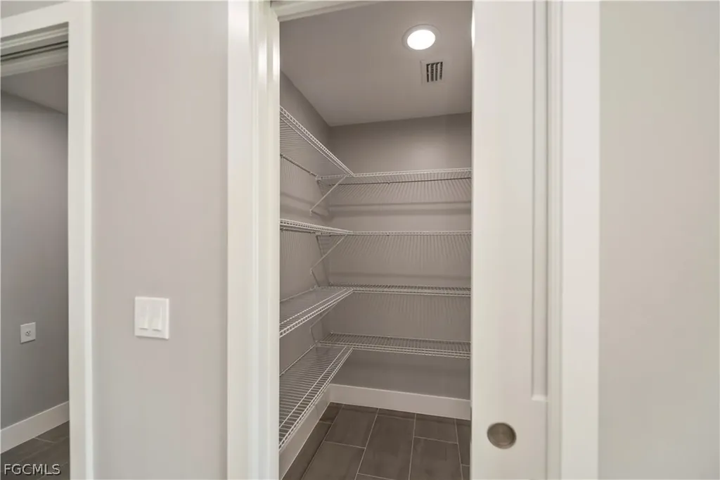 6073 Kumquat Circle Labelle FL 33935