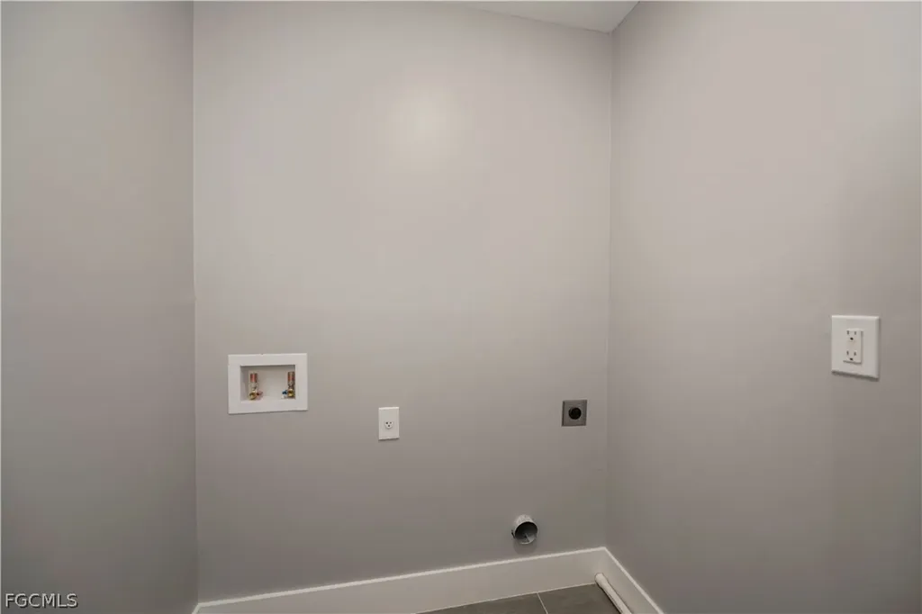 6073 Kumquat Circle Labelle FL 33935